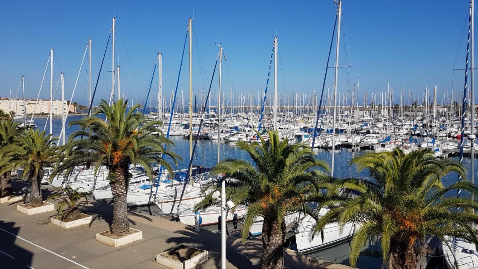 T2 Sur Le Port Avec Parking Gruissan Exterior foto